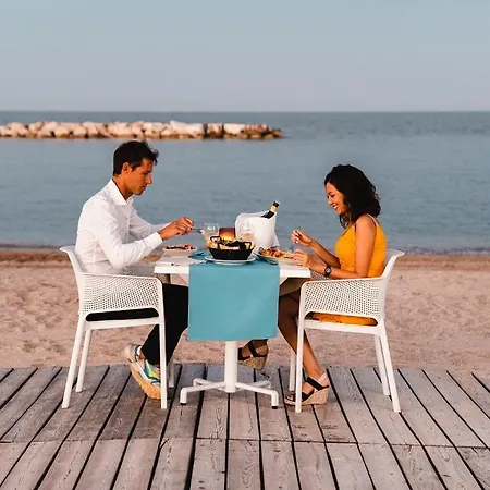 Natural Village 4* Porto Potenza Picena