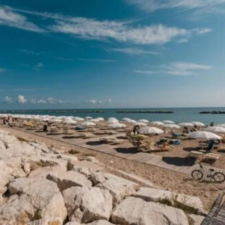 Üdülőpark Natural Village