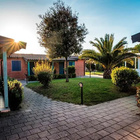 Kompleks wypoczynkowy Natural Village 4*